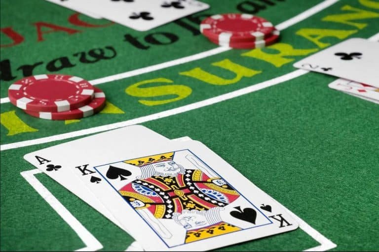 Tampilan permainan Andar Bahar dengan dealer langsung di ratu slot108.com